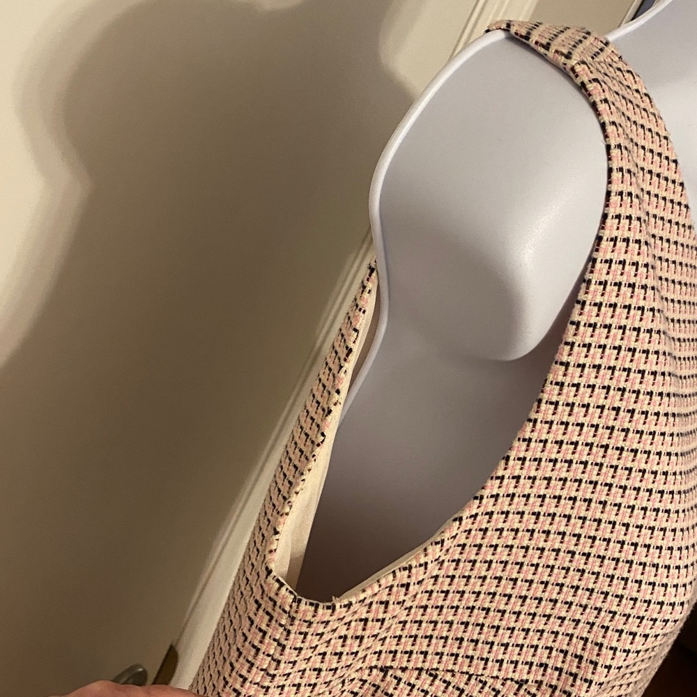 Loft Dress - Picture 4 of 8